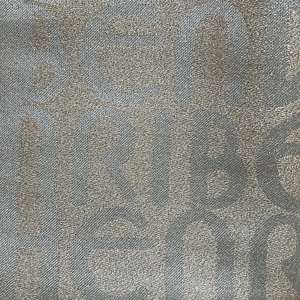 HENRI BENDEL CLASSICS SPARKLE PASHMINA - Picture 13 of 13
